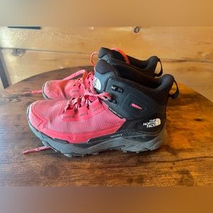 The North Face (Vectiv) boots